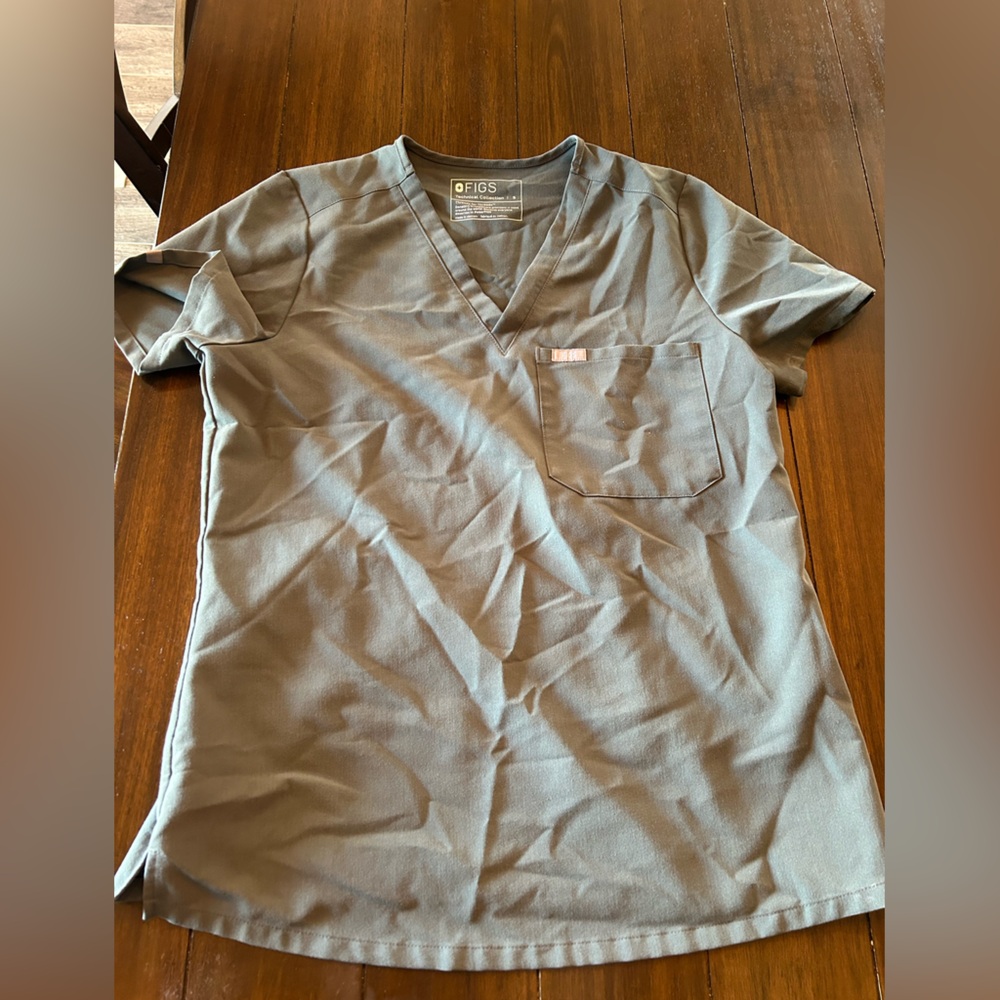 Figs Gray Short Sleeve Tee